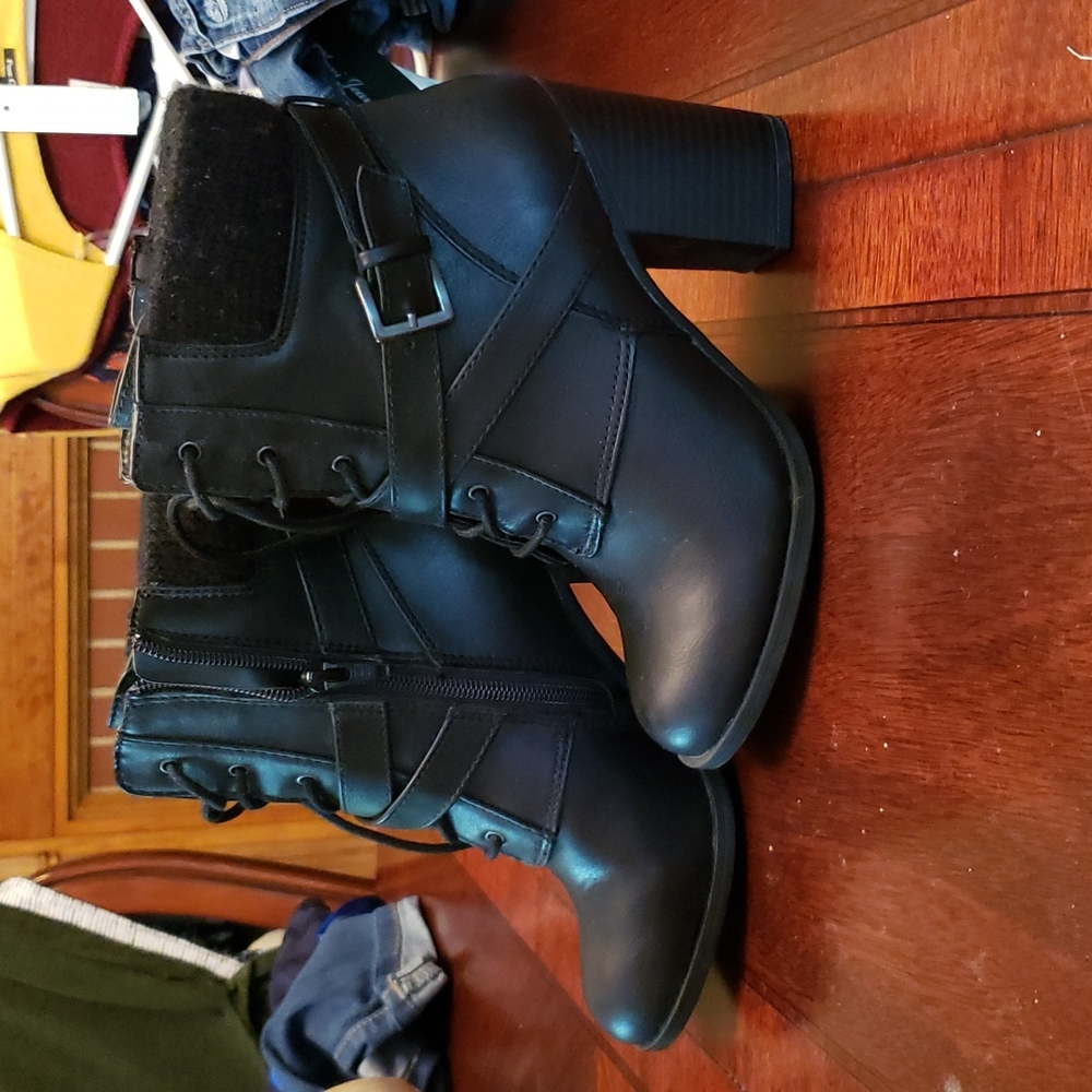 Womens boots
